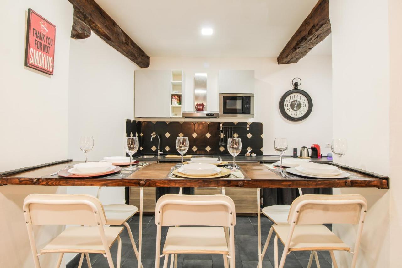 Charming Large Apartment - 3 Bedroom In Trastevere Rome Bagian luar foto
