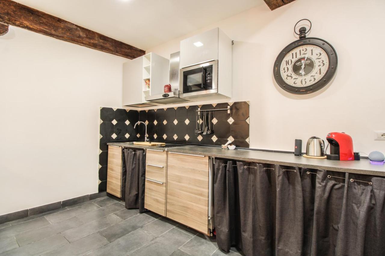 Charming Large Apartment - 3 Bedroom In Trastevere Rome Bagian luar foto