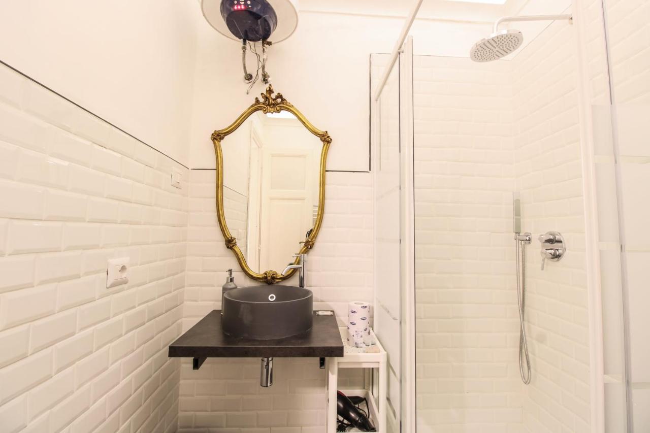 Charming Large Apartment - 3 Bedroom In Trastevere Rome Bagian luar foto